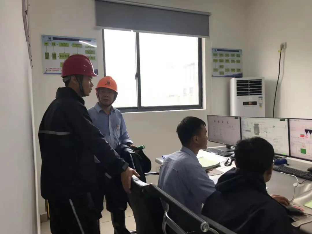 下载.jpg