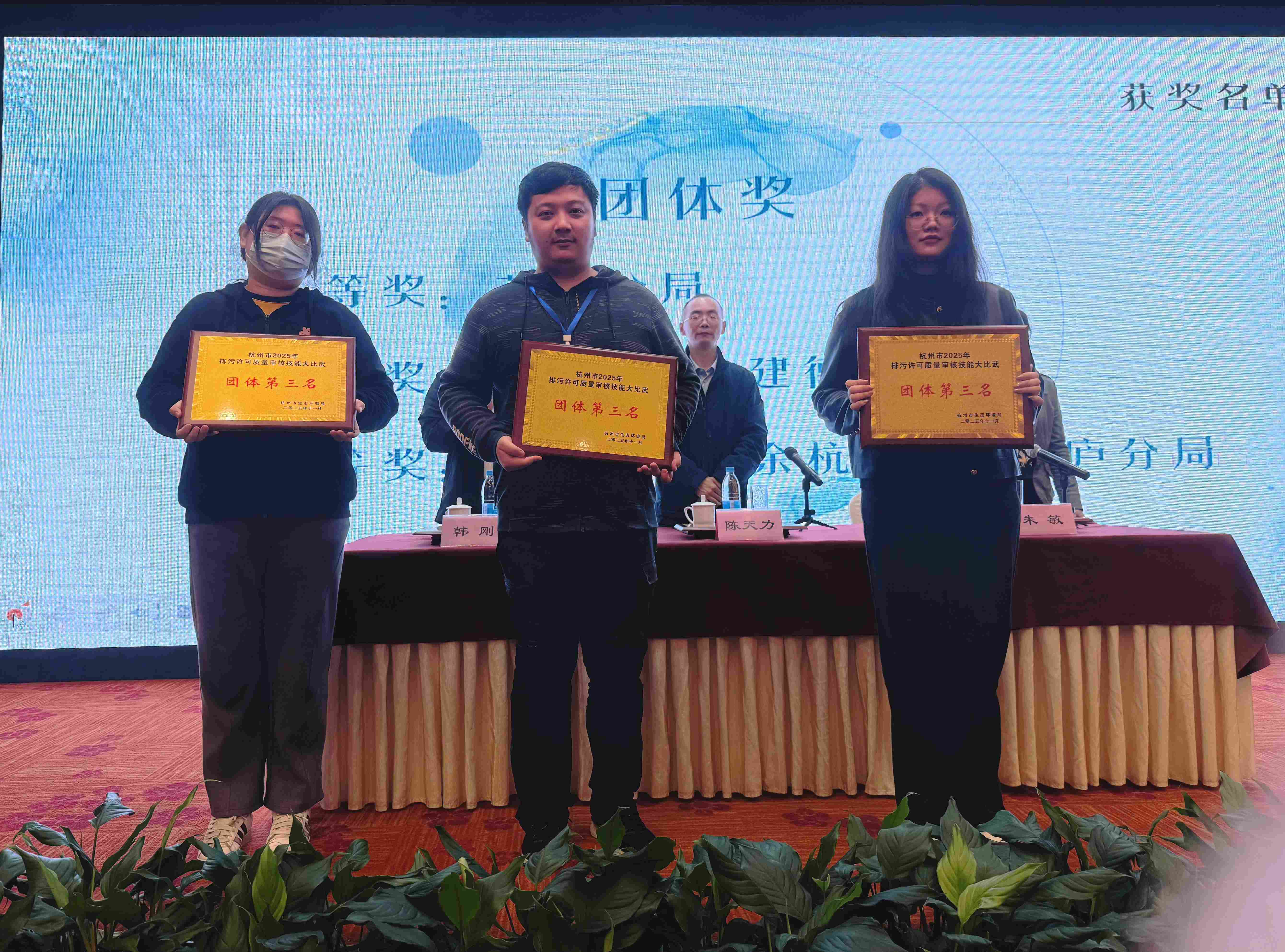 1762853908356409.jpg 1762853908356409.jpg